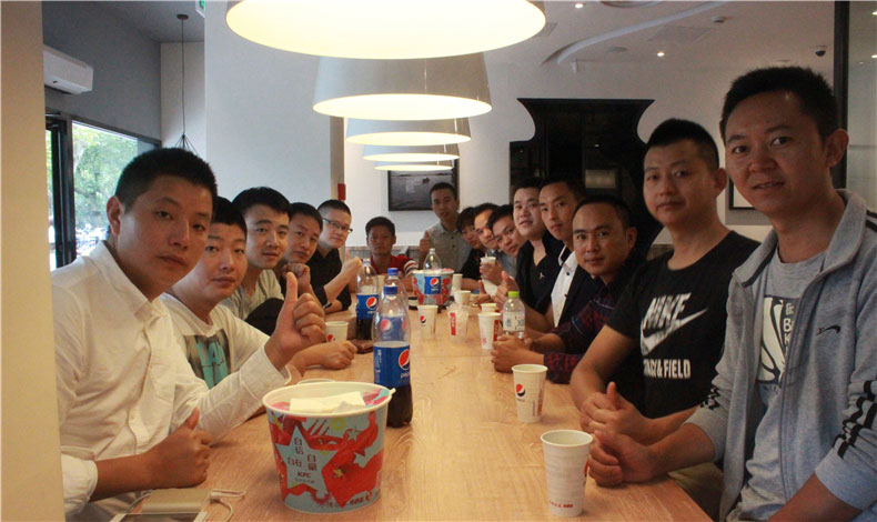 走，組團(tuán)去KFC包場(chǎng)