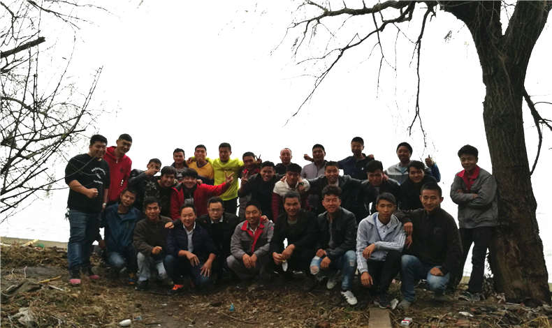 上海安裝團隊銷售團隊聯合舉辦戶外燒烤活動