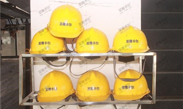 至尊卡爾教你如何選擇汽車棚技巧，安裝汽車棚前必看！