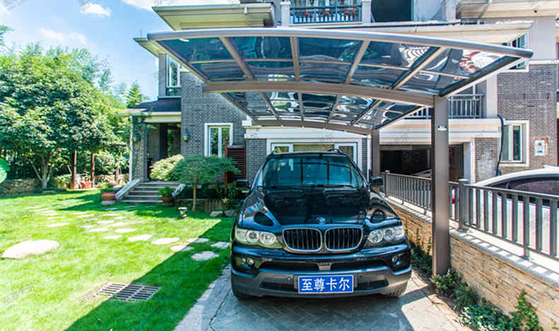 哪些因素可以影響鋁合金車棚的價(jià)錢?---至尊卡爾