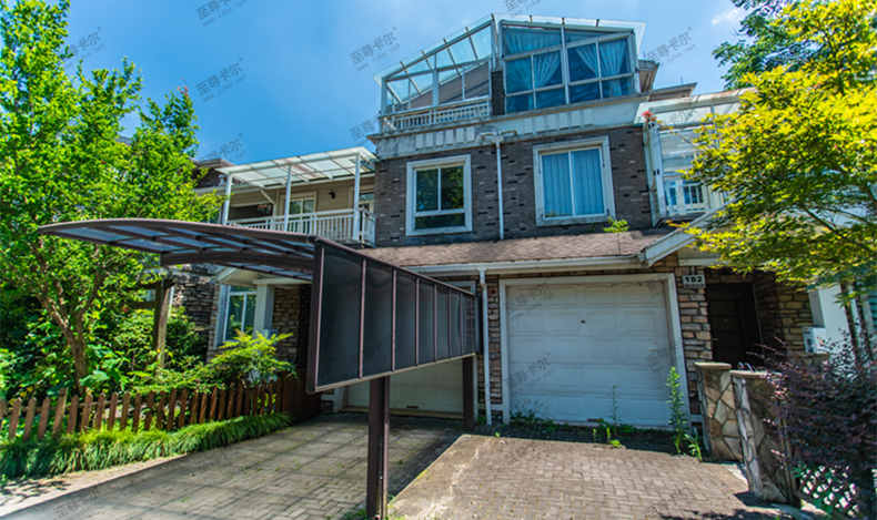 鋁合金車棚受到大家普及的原因有哪些？——至尊卡爾