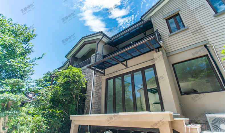 現在人們為什么都要安裝雨棚呢？——至尊卡爾