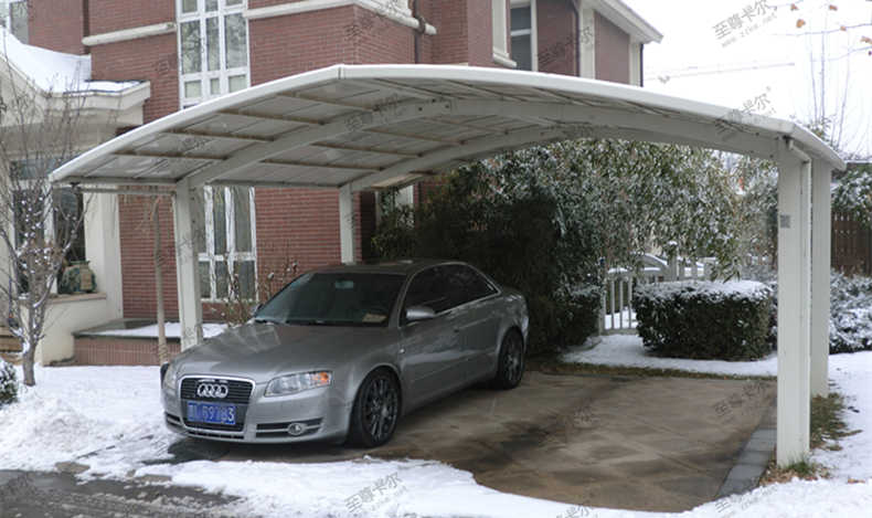 至尊卡爾車棚廠家選擇材質(zhì)高標(biāo)準(zhǔn)、嚴(yán)要求！