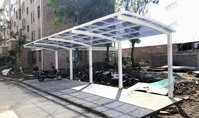 原本破舊的非機動停車棚大變樣，真是被吸引到了，拍給你看看